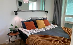 Starhomes Studio Lux 10